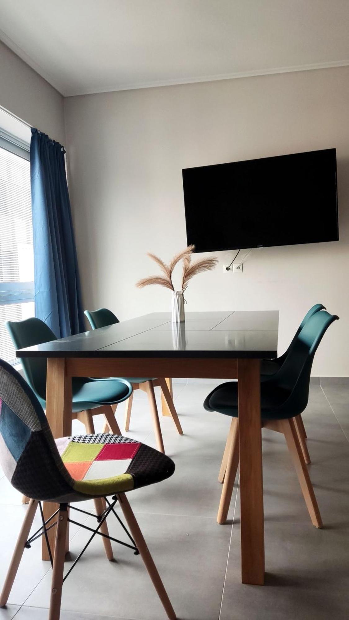 Ermou Downtown Suites By Athens Urban Retreat Bagian luar foto