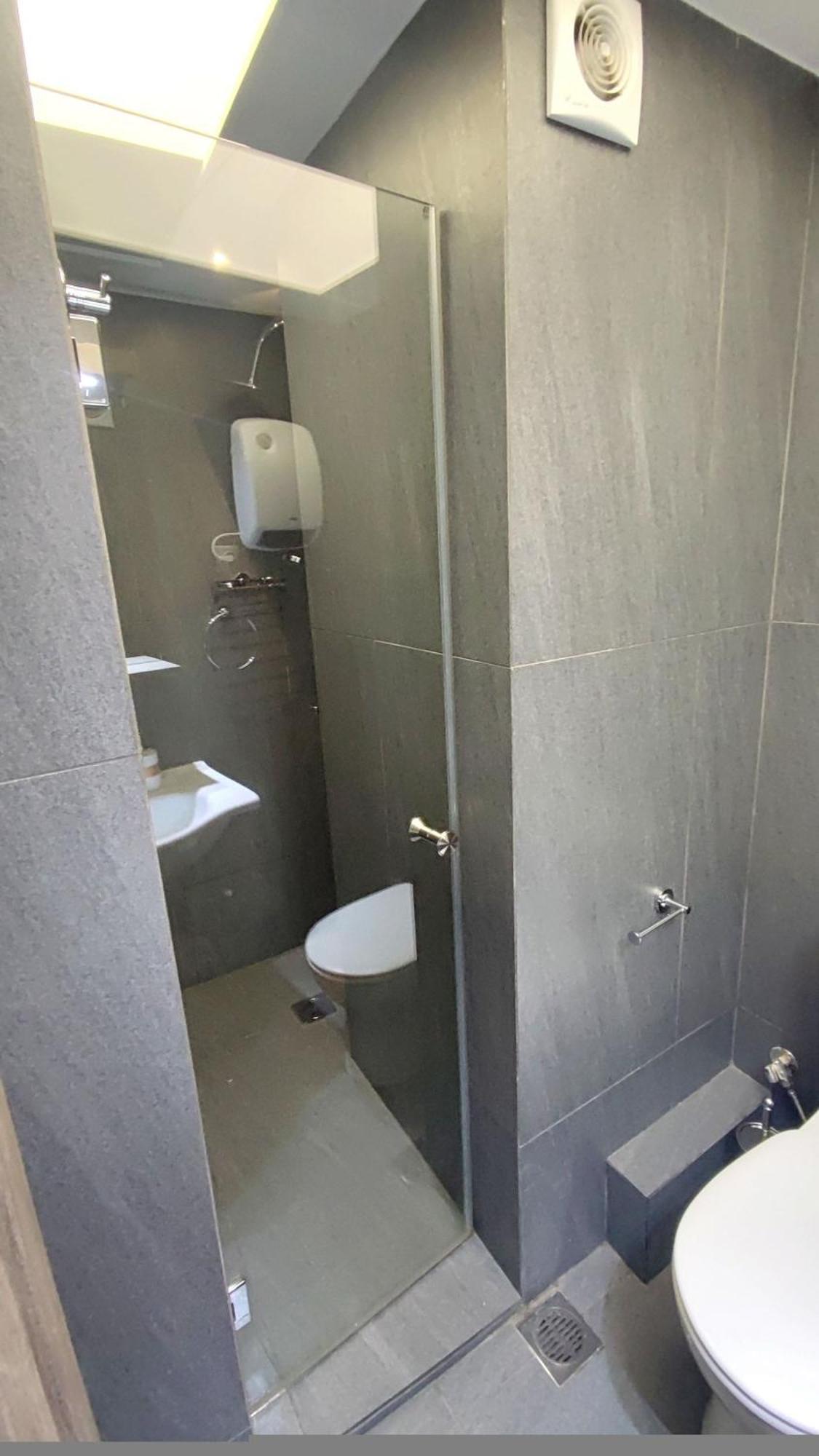 Ermou Downtown Suites By Athens Urban Retreat Bagian luar foto