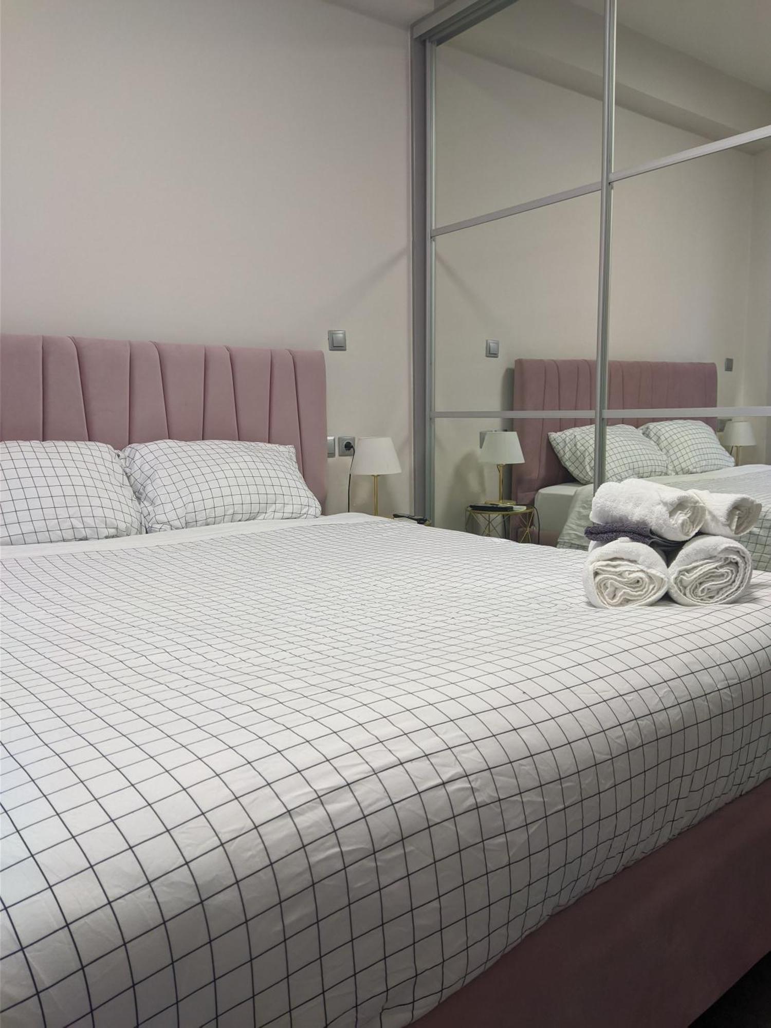 Ermou Downtown Suites By Athens Urban Retreat Bagian luar foto