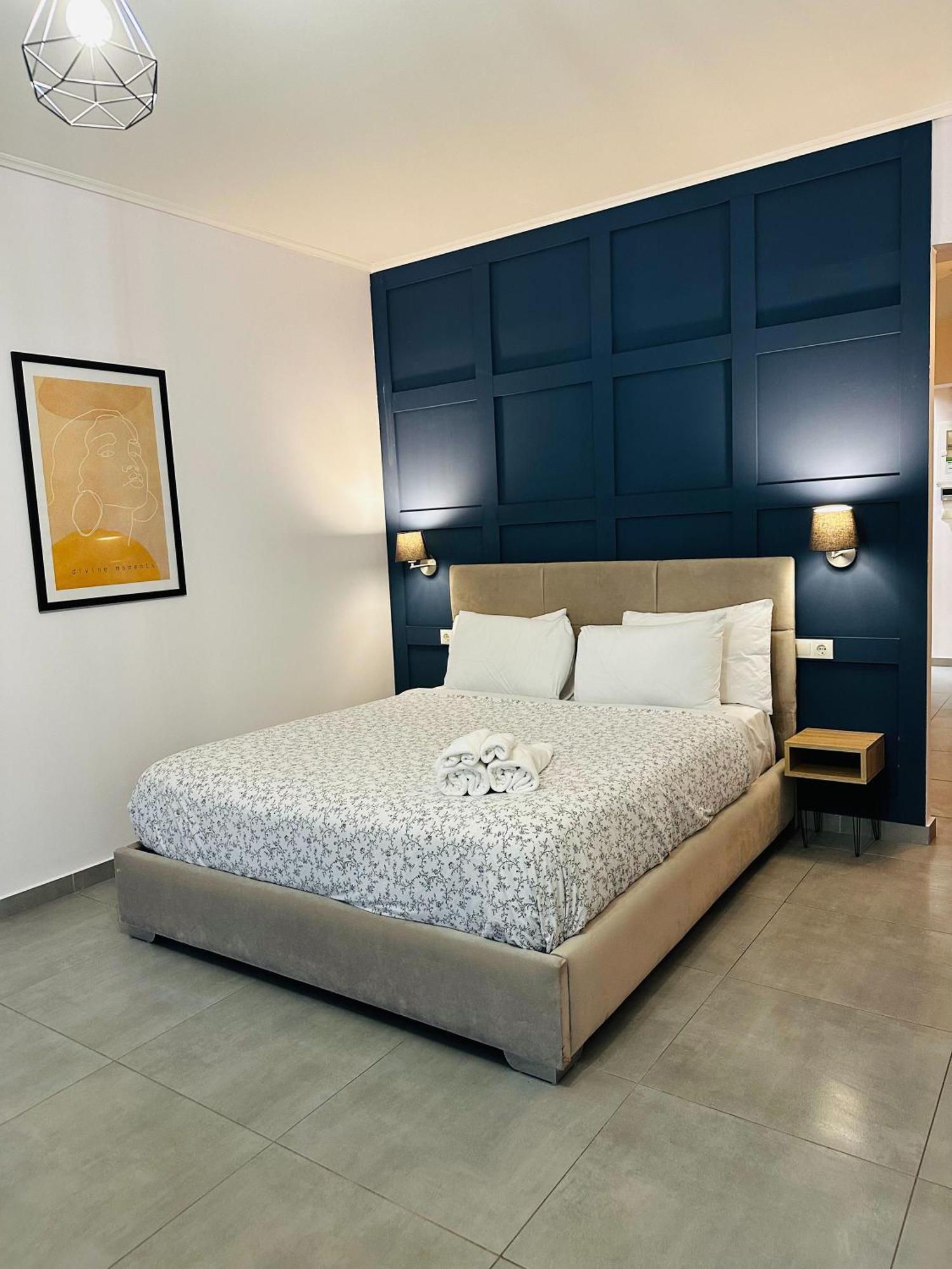 Ermou Downtown Suites By Athens Urban Retreat Bagian luar foto